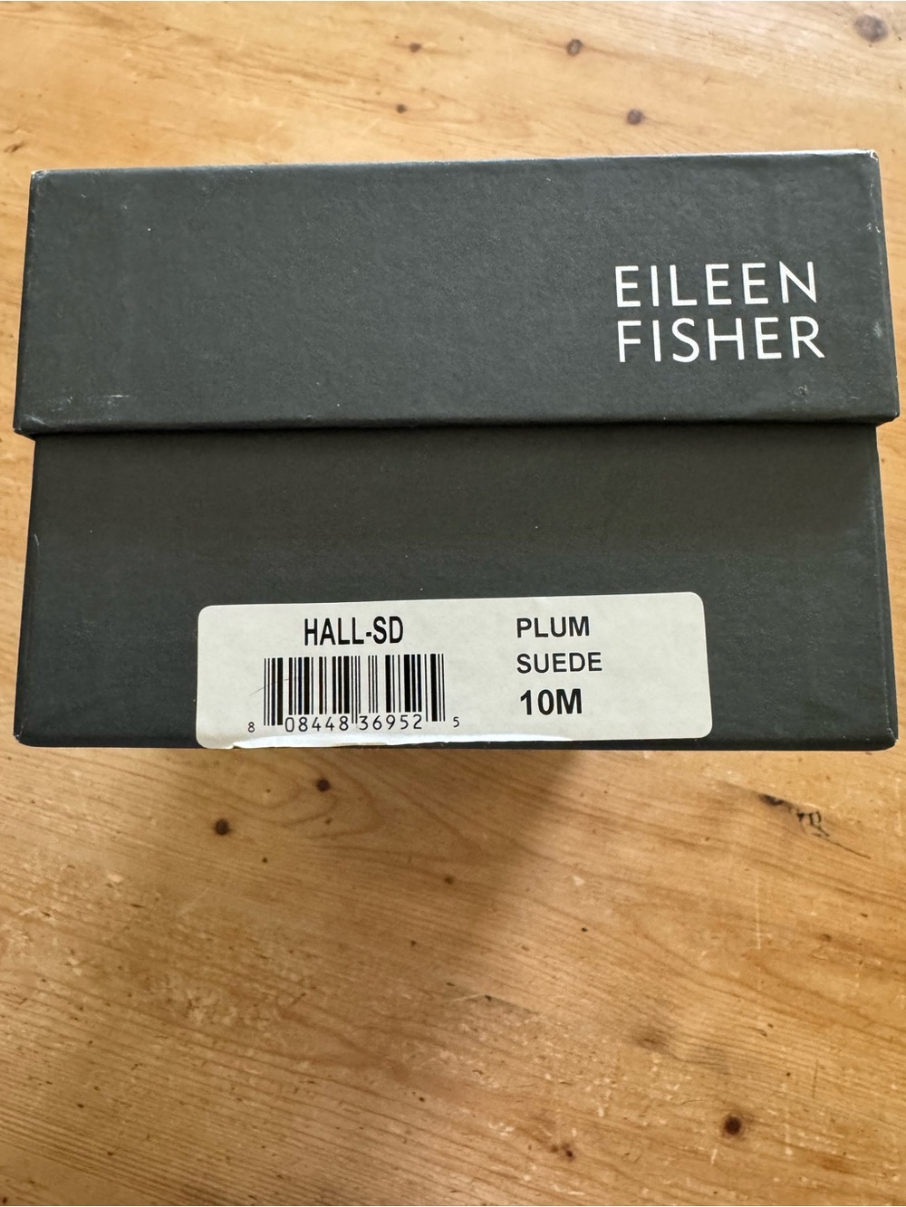 EILEEN FISHER SUEDE, size 10M, Flat